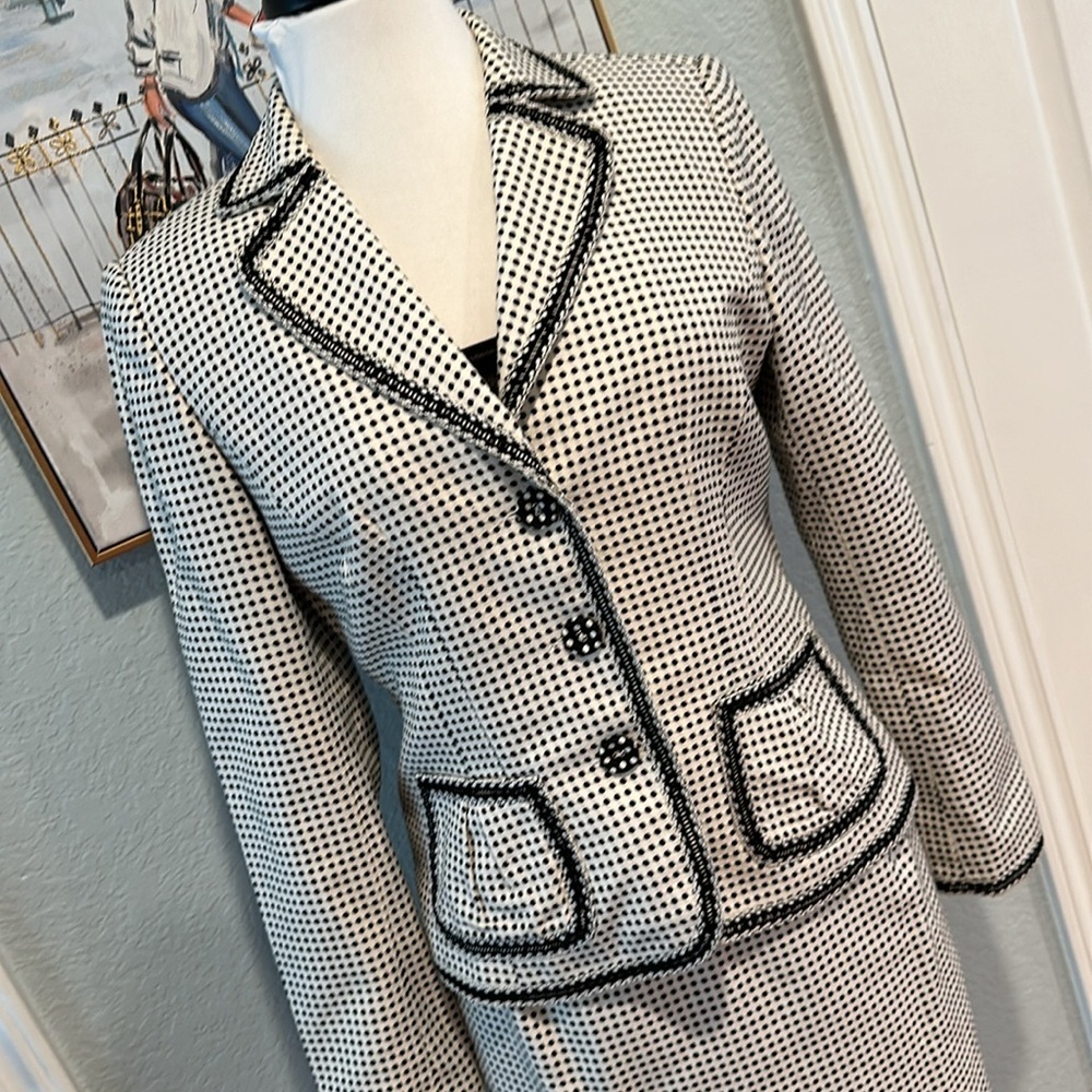 Francesca Mammoliti • B&W Polkadot Vintage Skirt and Blazer Suit • Sz 8 - Picture 2 of 16